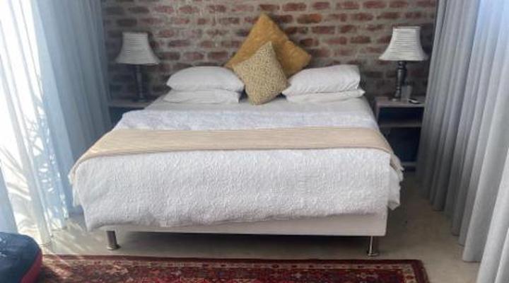 TC's on Lynnwood Guest House