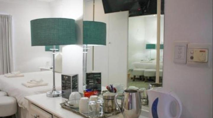 TC's on Lynnwood Guest House