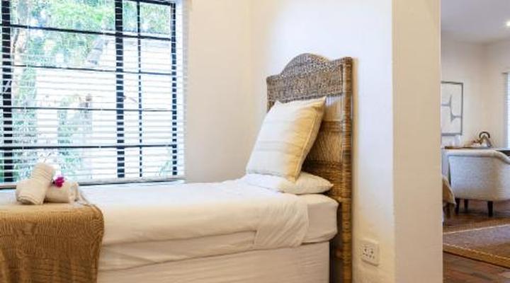 Kings Walden Garden Manor