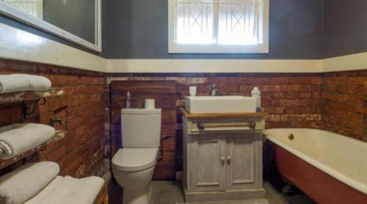 Carrington Guest House 