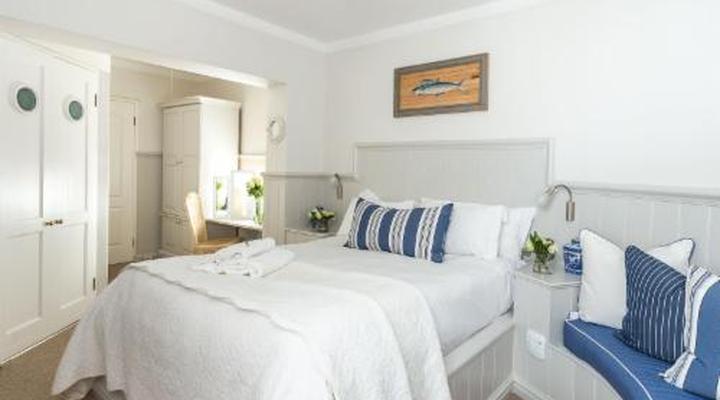 Ocean Watch Guest House