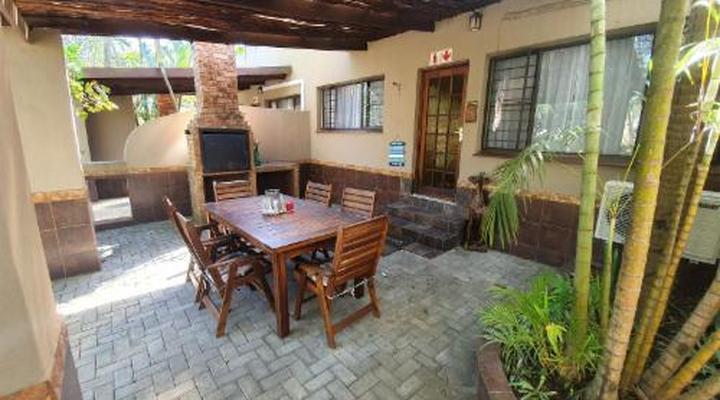 Ndiza Lodge and Cabanas