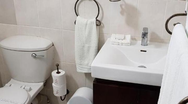 Ndiza Lodge and Cabanas