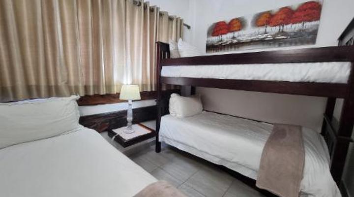 Ndiza Lodge and Cabanas