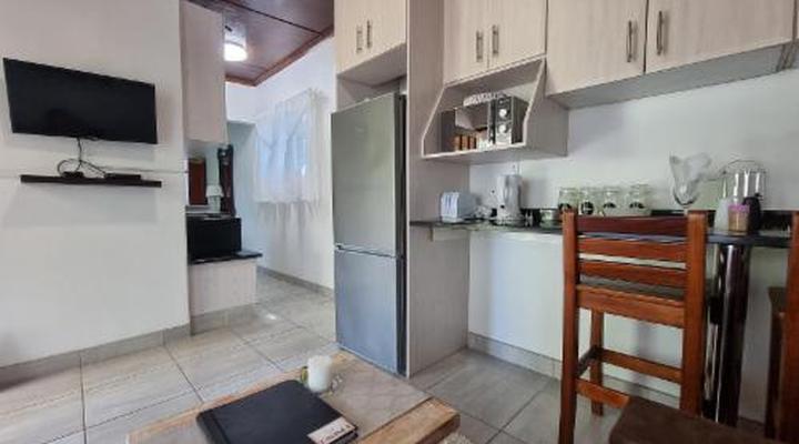 Ndiza Lodge and Cabanas