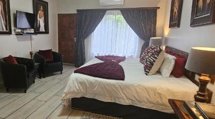 Ndiza Lodge and Cabanas