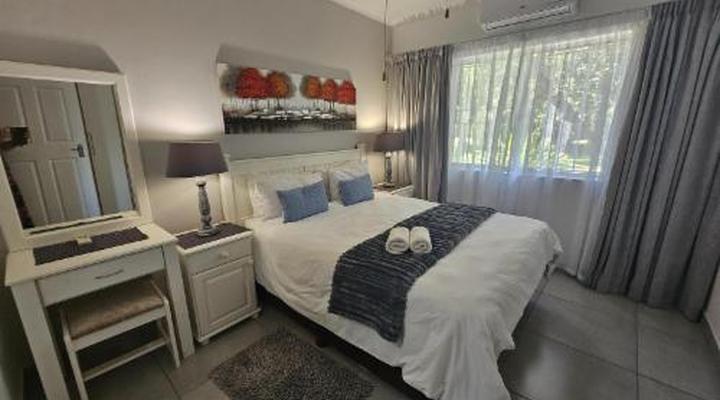 Ndiza Lodge and Cabanas