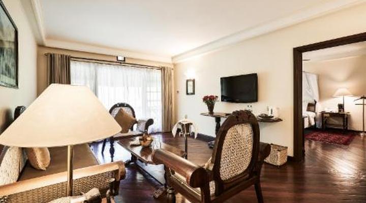 Safari Park Hotel and Casino