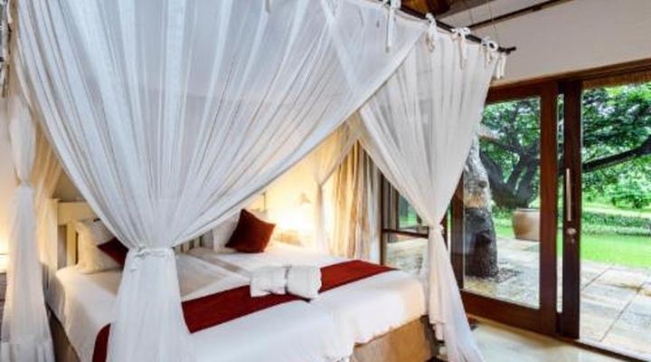 Khaya Ndlovu Safari Manor