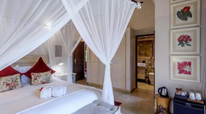 Khaya Ndlovu Safari Manor