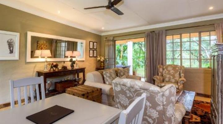 Khaya Ndlovu Safari Manor