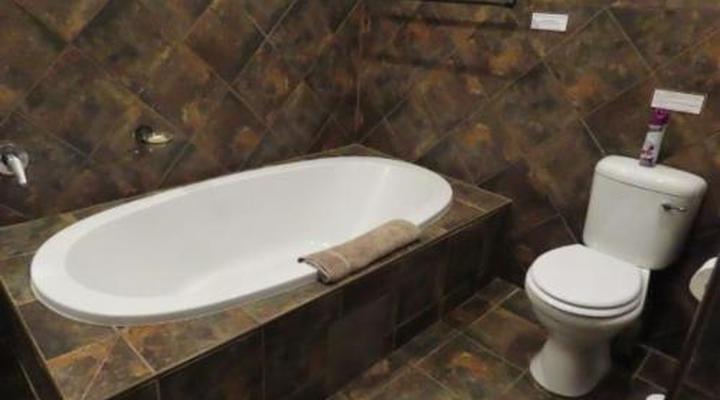 Oxbow Country Estate