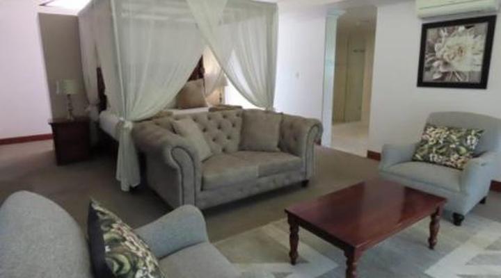 Oxbow Country Estate