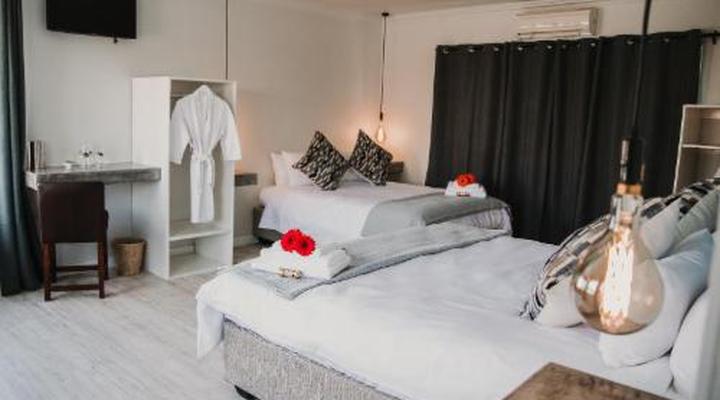 Sam's Giardino Hotel