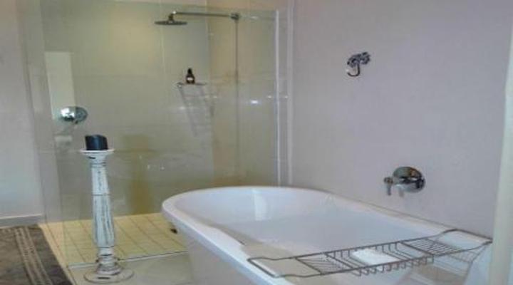 Kowie River Guest House