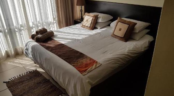 360 Eastwoods Guest House