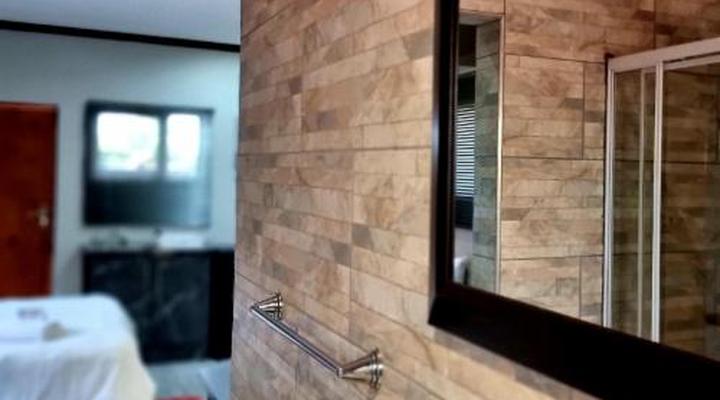 La Lucia Guest House