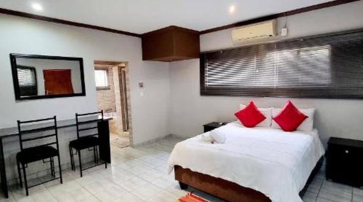 La Lucia Guest House