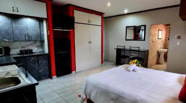 La Lucia Guest House