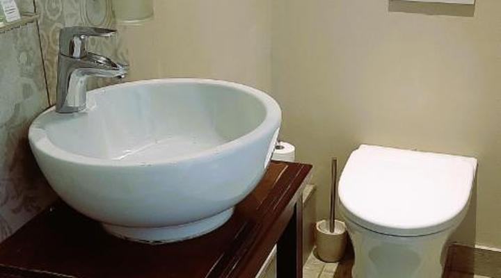 The Greenhouse Guesthouse