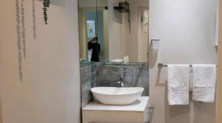 The Greenhouse Guesthouse