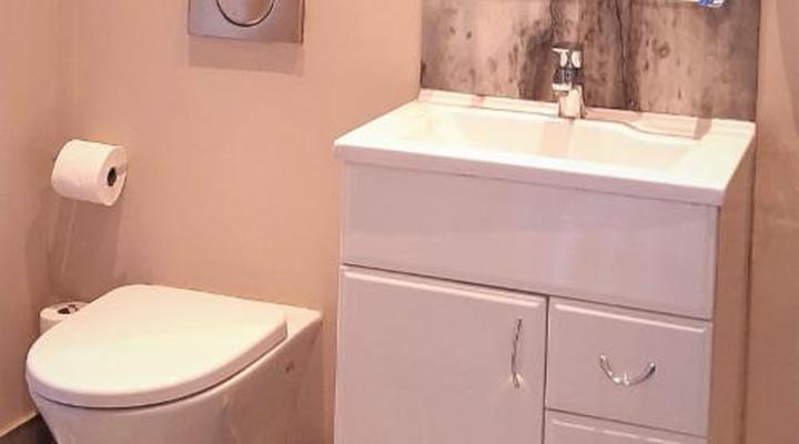 The Greenhouse Guesthouse