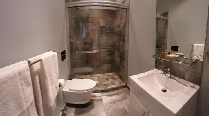 The Greenhouse Guesthouse