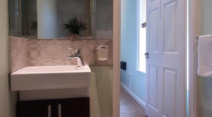 The Greenhouse Guesthouse