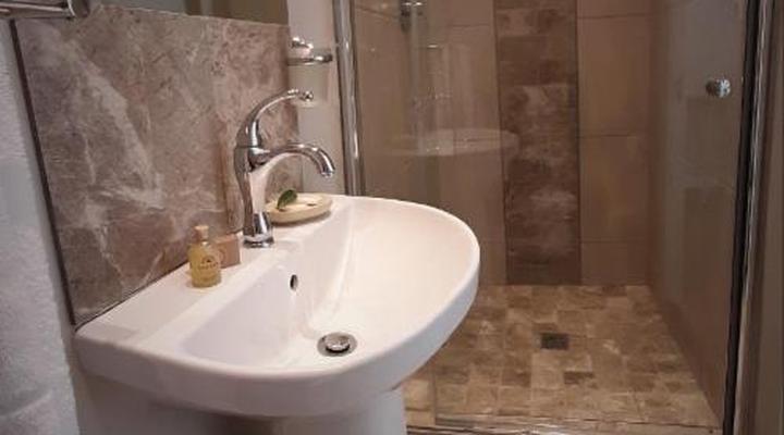 The Greenhouse Guesthouse