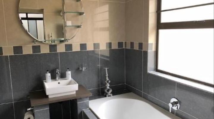 Coral Beach Bed & Breakfast