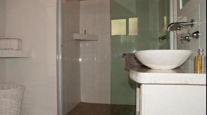 Aloe View Rock Lodge