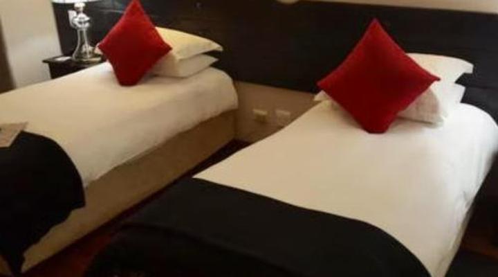 Desert Palace Hotel & Casino Resort