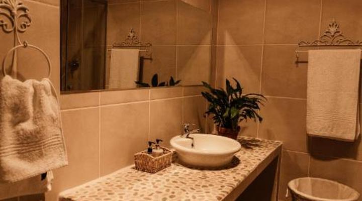 Villa Mae Guesthouse