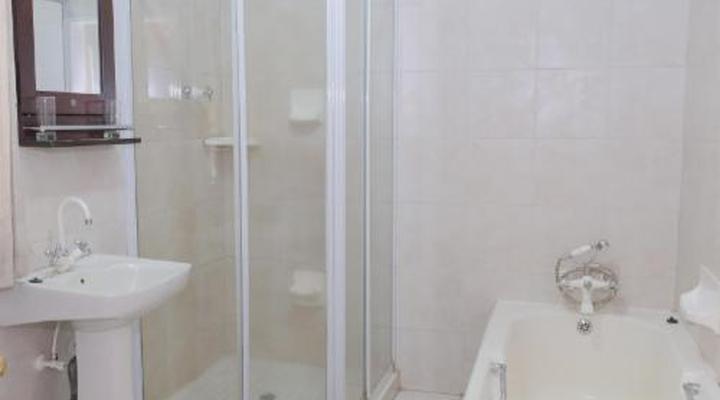 St Fort Country House