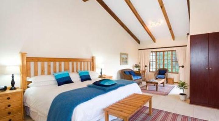 Lupus Den Country House