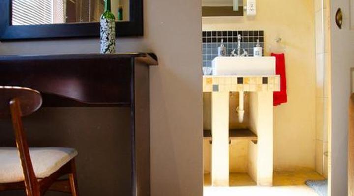 Desert Dew Guesthouse