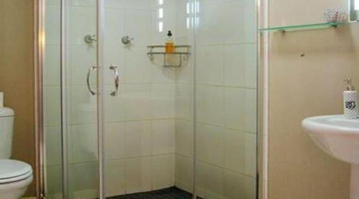 Desert Dew Guesthouse