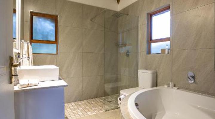 Montusi Mountain Lodge