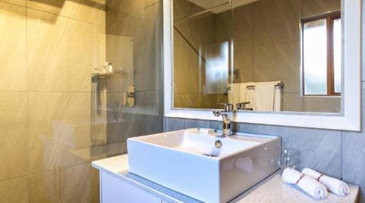 Montusi Mountain Lodge