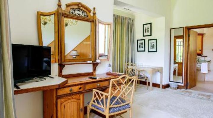 Riebeek Valley Hotel