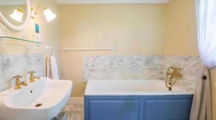 Riebeek Valley Hotel