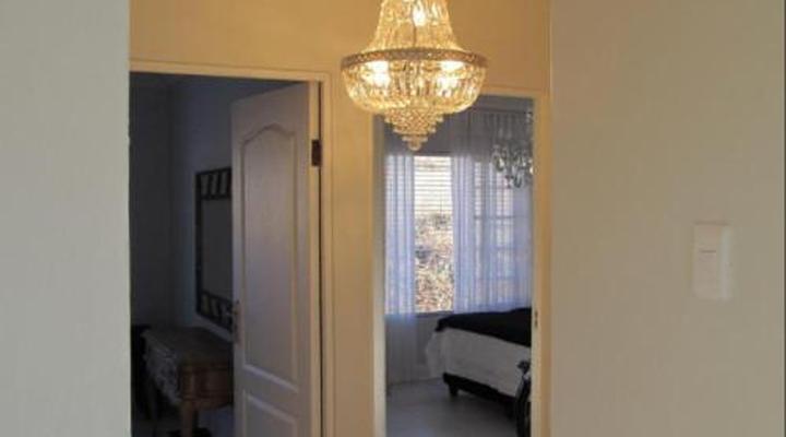 La Riviera Guest House and Spa