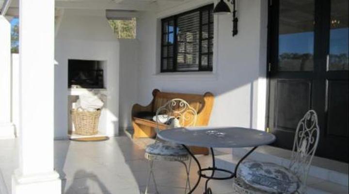 La Riviera Guest House and Spa