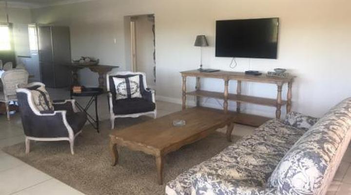 La Riviera Guest House and Spa