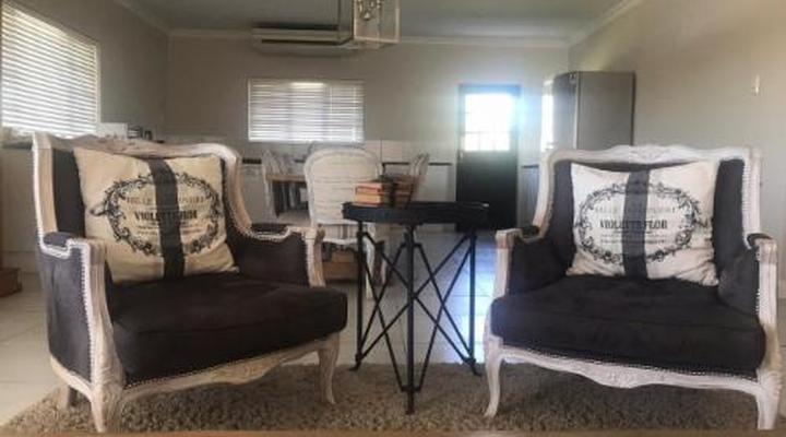 La Riviera Guest House and Spa