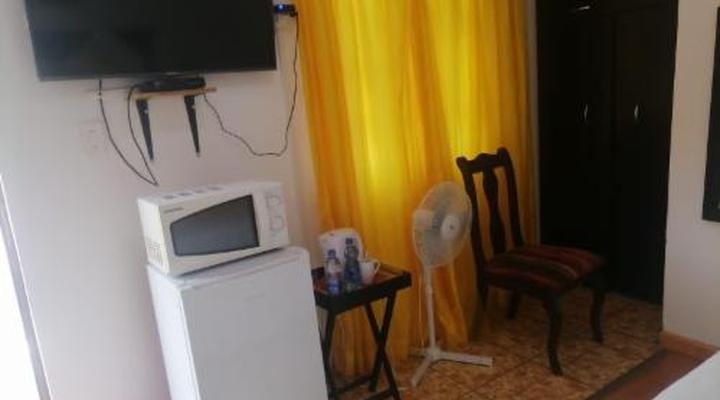 Ezamampondo Bed and Breakfast