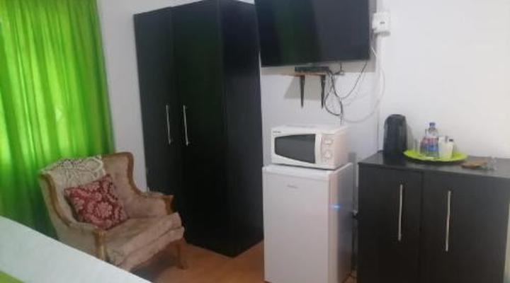 Ezamampondo Bed and Breakfast