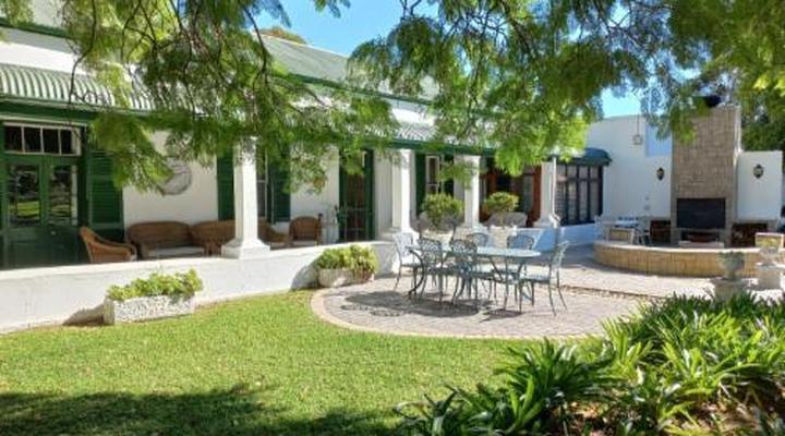 Barry House on Riverton