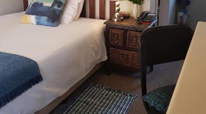 Aandbloem Guest House