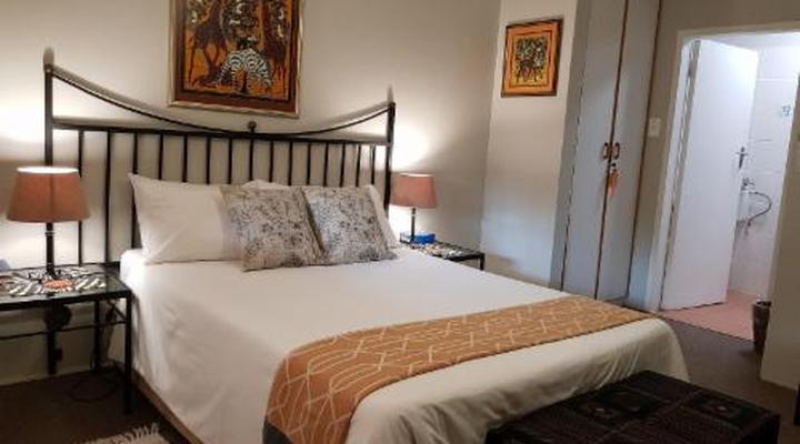 Aandbloem Guest House